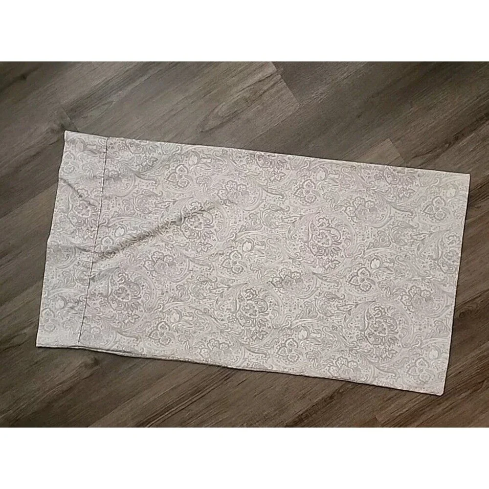 Large Pillow Case Lot Of  1 King Paisley White Gray Green Cover